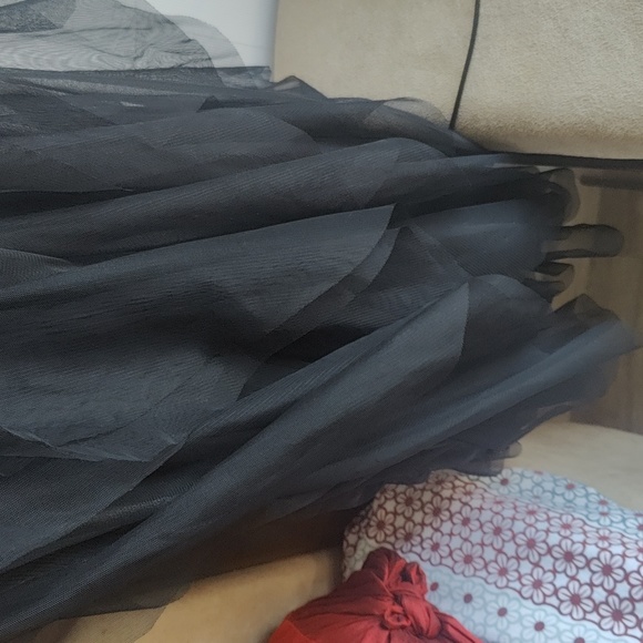 Black mid length party dress - Picture 4 of 4